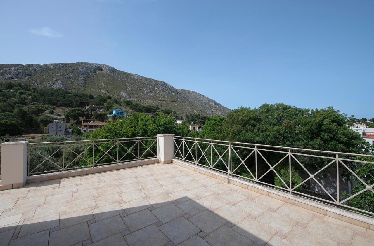 Anthemis Luxury Villa Panormos  エクステリア 写真